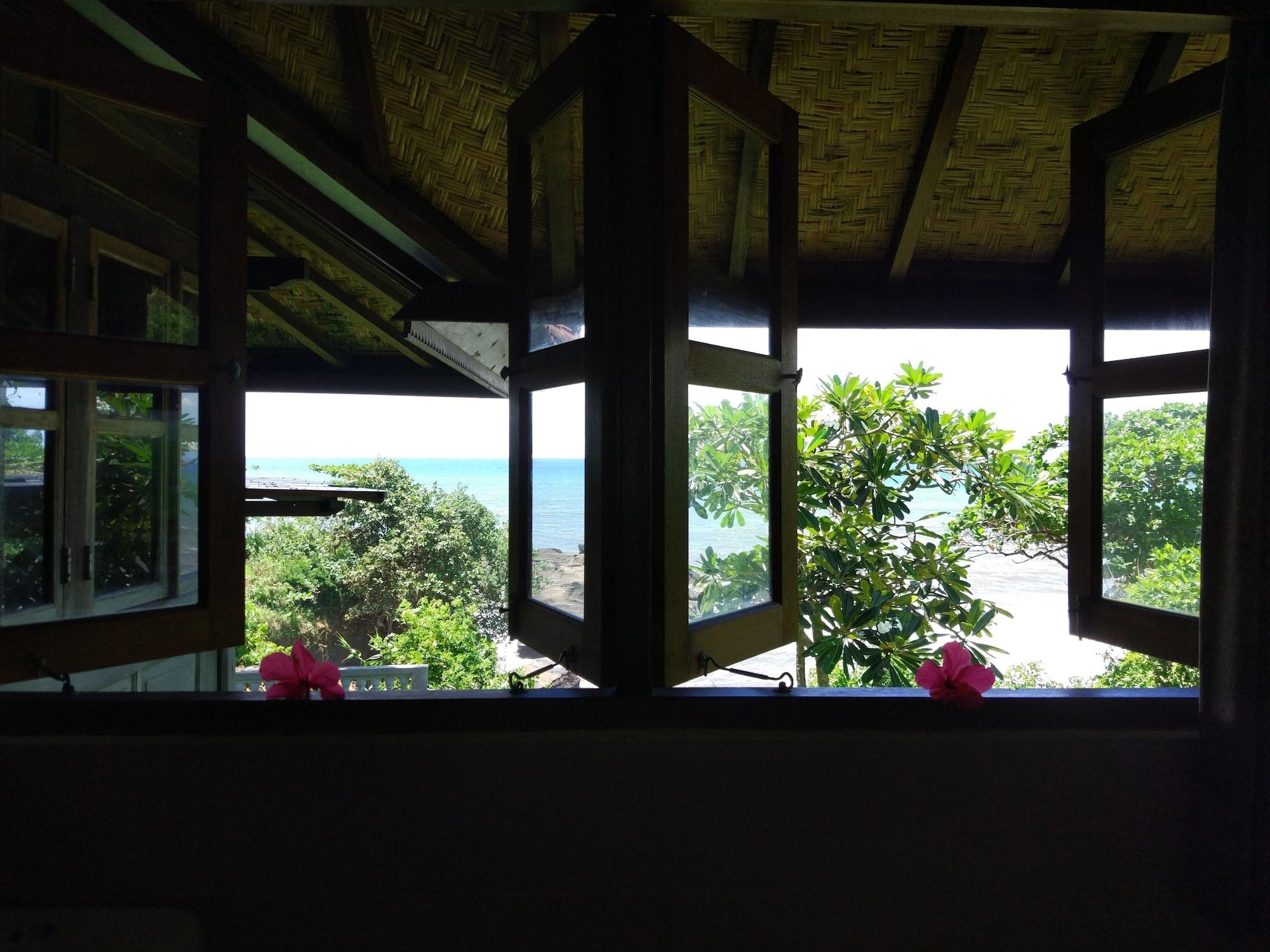 Gajah Mina Beach Resort Selemadeg  Exteriör bild
