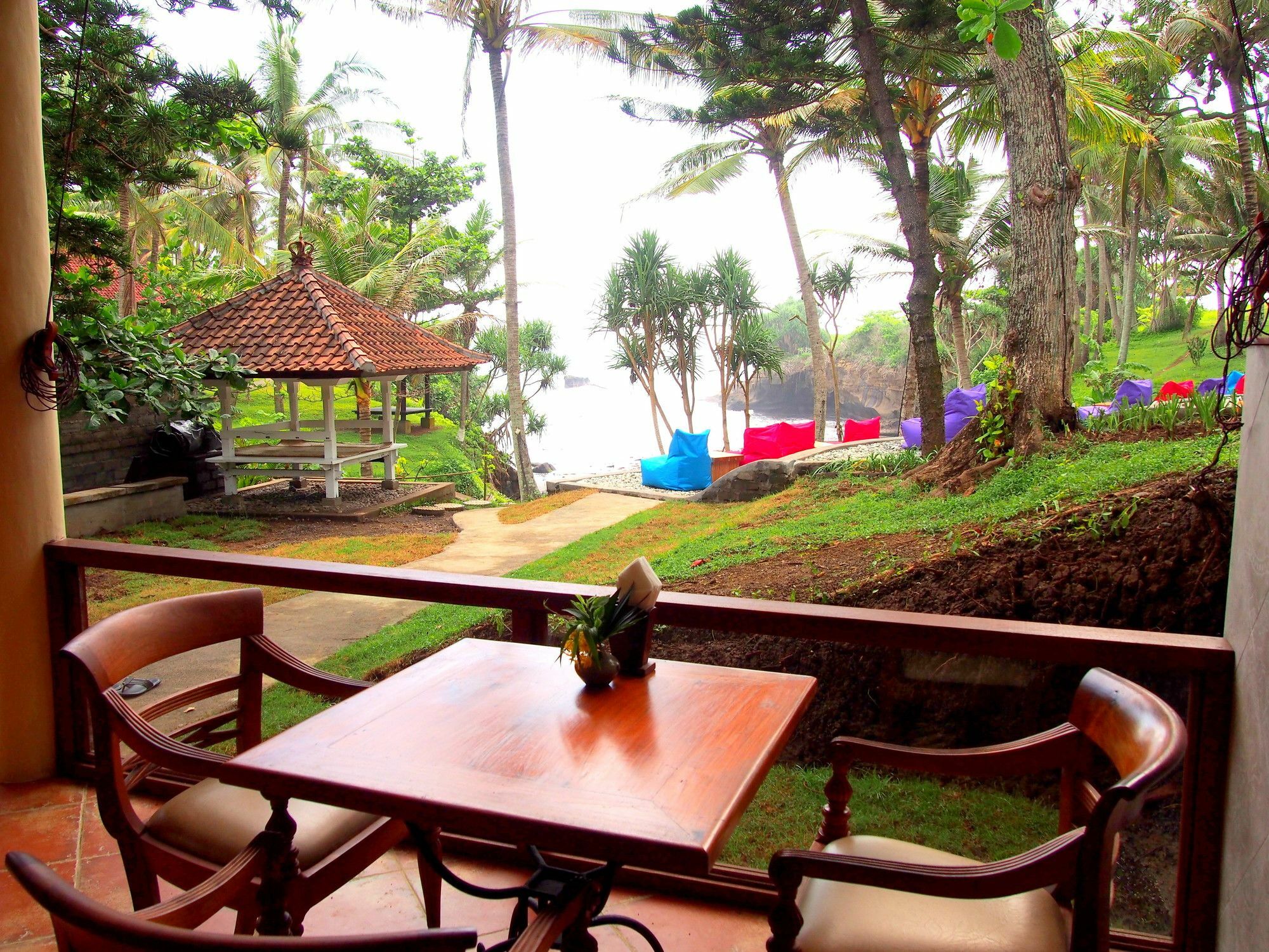 Gajah Mina Beach Resort Selemadeg  Exteriör bild